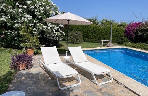 New Golden Mile House | La Casita