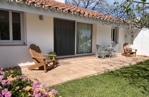 New Golden Mile House | La Casita