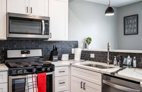 Bay View House | La Casita Logan