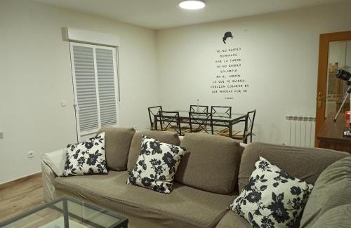 Serranillos Apartment | La Casona