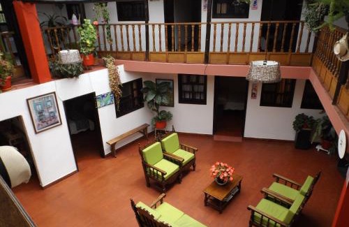 Iza Hotel | La Casona Nuñez