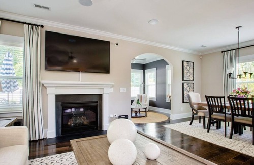 Lewisville House | La Casona! The Big House