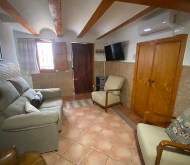 Alpuente House | La Casonita