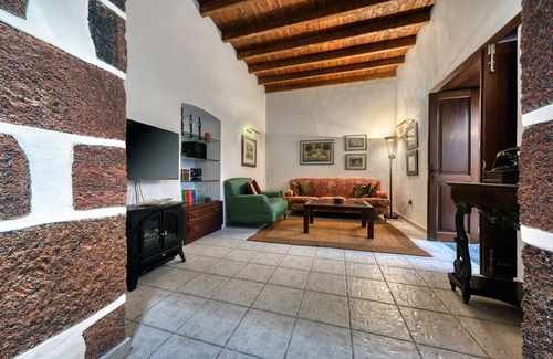 Tias Ski Chalet | La Casucha - Typical Canarian House