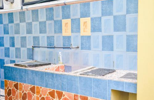 Chemin Grenier House | La Caverna House