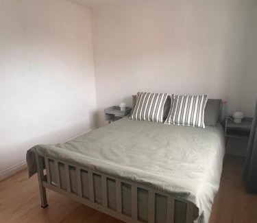 Royston House | La CAZA Guest House