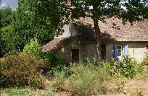Saint-Jean-du-Bois House | La Chaine