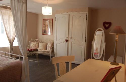 Clef-Vallee-d'Eure Bed & Breakfast | La Chaiserie
