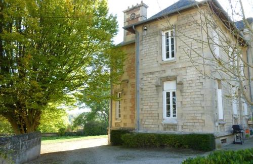 Pernant Bed & Breakfast | La chambre au Château