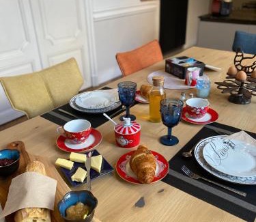 Montauban Bed & Breakfast | La chambre d Olympe Chambre d hôtes au cœur de la cité historique