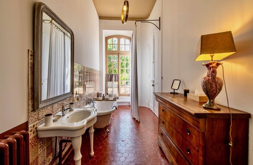 L'Isle-sur-la-Sorgue Bed & Breakfast | la chapelle sur la sorgue