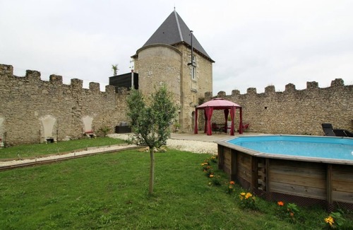 Cerons House | La Chapelle Saint Cricq