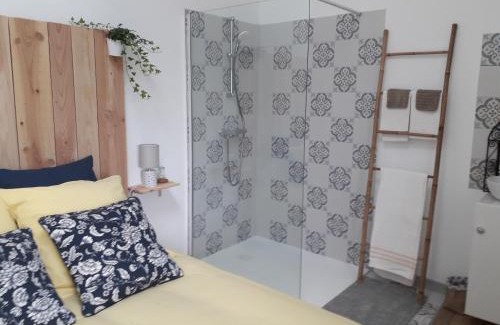 Jalogny Bed & Breakfast | "La Charme"