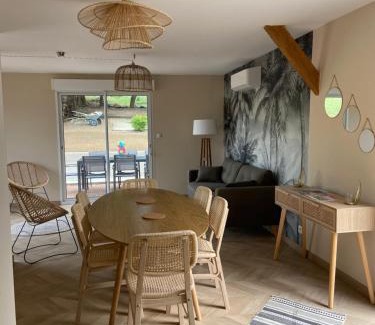 Thesee House | La Charmeraie : Le Logis