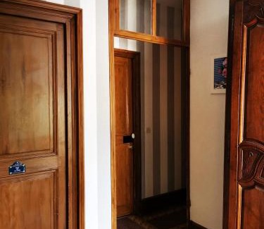 Plailly House | LA CHASSE ROYALE