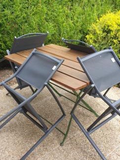 Charenton-du-Cher Apartment | la chaume