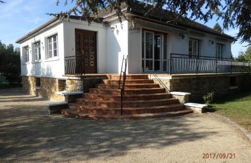 Souesmes House | LA CHENOPE