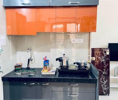 Kandivali East Apartment | La Cherry Studio Service Apartment