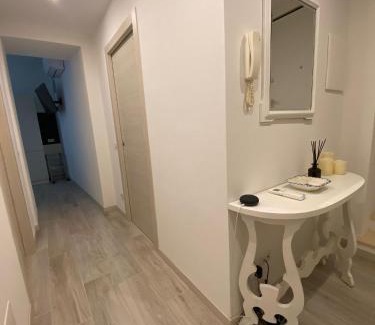 Vercurago House | La Chicca Maison