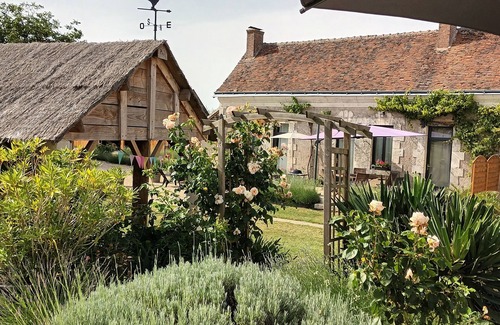 Les Hermites House | La chouett'chambre" bed and breakfast