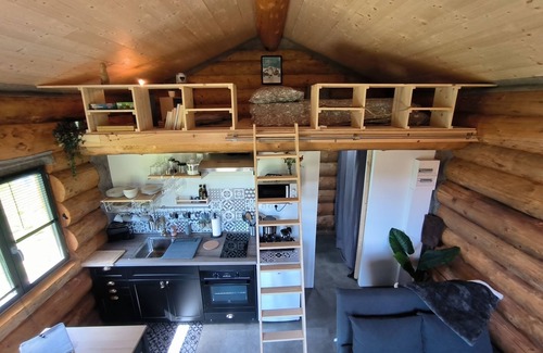 Murat-le-Quaire Cabin | La chouette K Banne