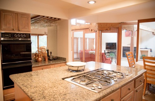 Old Southwest House | "La Choza Amorosa" Reno NV, Private Home