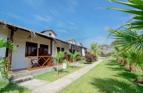 Tambo Grande Hotel | La Choza Bungalows