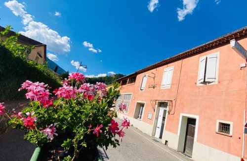 Annot House | La Cigale