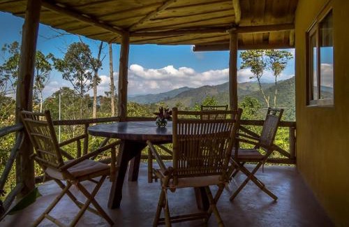 Rivas Cabin | La Cima del Mundo