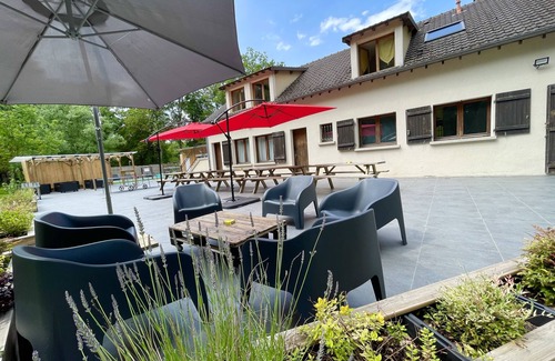 Tournan-en-Brie Villa | La Clairiere