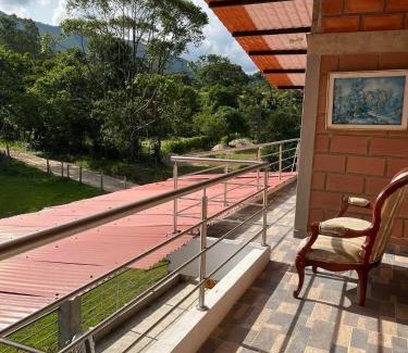 San Rafael Hotel | La Clarita