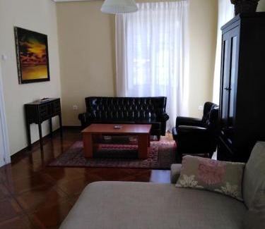 Ballota Villa | La Clinica