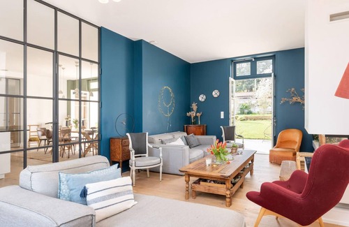 La Mulatiere Villa | La closerie, charming house with garden and pool