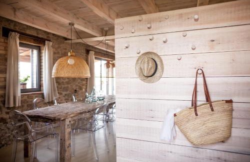 Sant Bartomeu del Grau House | La Codina