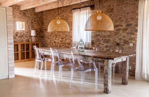 Sant Bartomeu del Grau House | La Codina