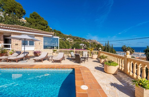 Aduanas Villa | La Cofa - Javea, Costa Blanca