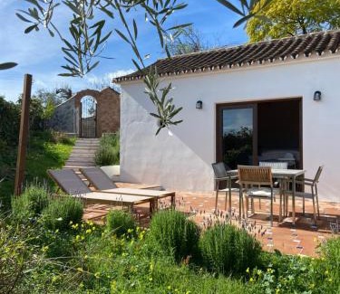 Monda House | La colina buena - cosy casita for nature lovers