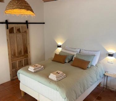 Monda House | La colina buena - cosy casita for nature lovers