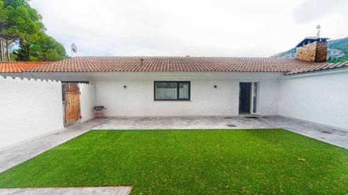 Benimantell House | La Colina de Charly