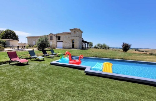 Mas-d'Auvignon House | La Colline Gersoise, beautiful Gascon stone house-Private pool-Sauna-360° view