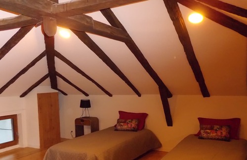 Laroquebrou House | la colombine village house located in the historic center, 4/5 people