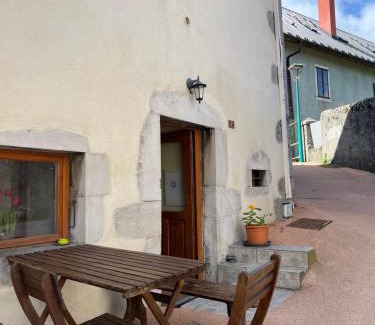 Le Chatelard Bed & Breakfast | La compagnie du bourg