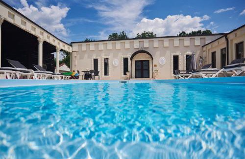 Hulubesti House | La Conac Resort