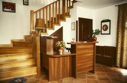 Horezu House | La Conac