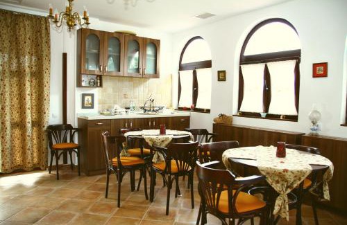 Horezu House | La Conac