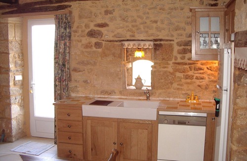 Siorac-en-Perigord Cottage | La Coquille en Périgord Noir - 4 bedroom gite with terrace and pool
