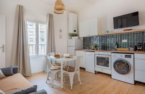 Saint-Victor Apartment | La Corderie - Sous les toits de Marseille