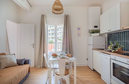 Saint-Victor Apartment | La Corderie - Sous les toits de Marseille