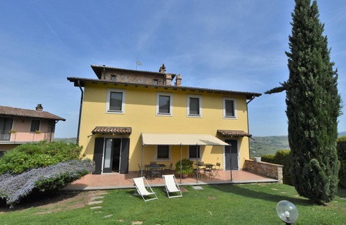 Castana Apartment | La Corte Bricca (Bilo C) by Interhome