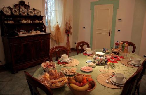 Calderara di Reno Bed & Breakfast | La Corte Del Cavaliere Bed & Breakfast
